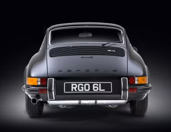 Porsche 911 S 2.4 Coupe [UK-spec] (911) '1971–73