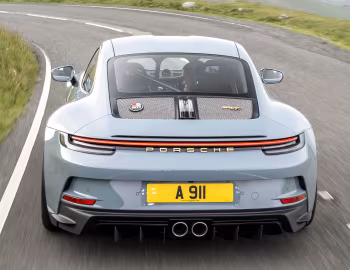 Porsche 911 S/T [UK-spec] (992) '2023–pr.