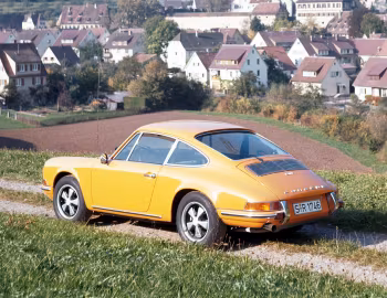 Porsche 911 T 2.2 Coupe [Worldwide] (911) '1969–71