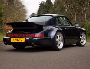 Porsche 911 Turbo 3.6 Coupe [UK-spec] (964) '1992–93