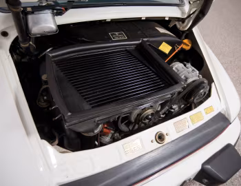 Bajo el capó 1987–89 Porsche 911 Turbo 3.3 Coupe SE "Flachbau" [North America] (930) '1986–89