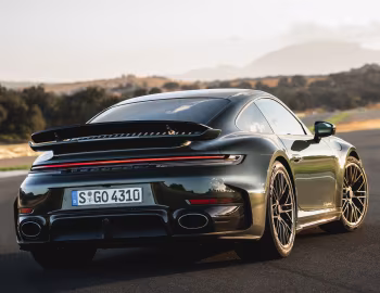 Porsche 911 Turbo S [Worldwide] (992) '2025–pr.