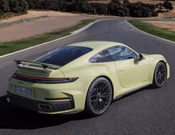 Porsche 911 Turbo S [Worldwide] (992) '2025–pr.