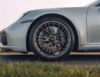 Porsche 911 Turbo S Cabriolet [UK-spec] (992) '2026
