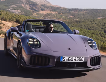 Porsche 911 Turbo S Cabriolet [Worldwide] (992) '2025–pr.
