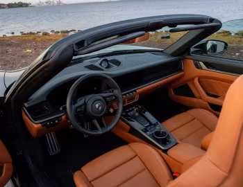 Panel frontal 2027 Porsche 911 Turbo S Cabriolet [North America] '2026