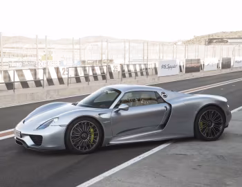 Porsche 918 Spyder [Worldwide] '2014–06.2015