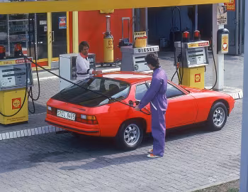 Porsche 924 [Worldwide] '04.1976–85