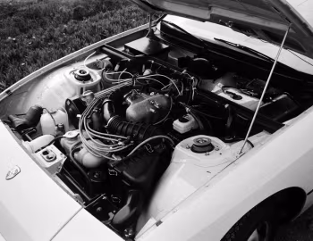Bajo el capó 1977–82 Porsche 924 [North America] '1976–82