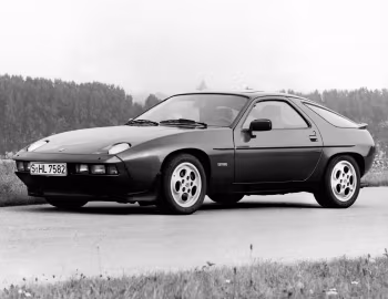 Porsche 928 S [Worldwide] '04.1980–08.1986
