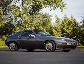 1984–86 Porsche 928 S [North America] '1983–86