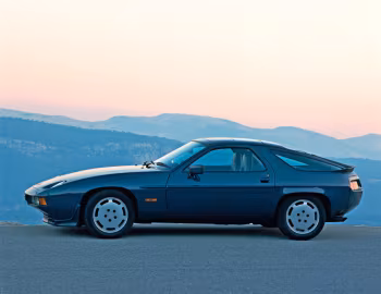 Porsche 928 S [Worldwide] '04.1980–08.1986