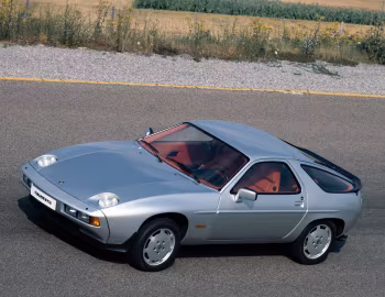 Porsche 928 S [Worldwide] '04.1980–08.1986
