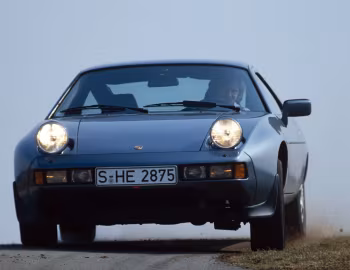 Porsche 928 S [Worldwide] '04.1980–08.1986
