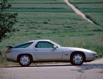 Porsche 928 S4 [Worldwide] '08.1986–91