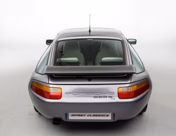 Porsche 928 S4 [UK-spec] '1986–91