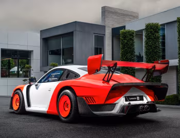 Lanzante Porsche 935 (991) '2024
