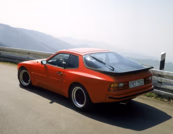 Porsche 944 Coupe 2.7 [Worldwide] '1988–89