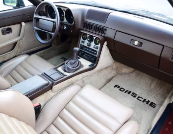 Interior 1983–89 Porsche 944 [North America] '1982–89