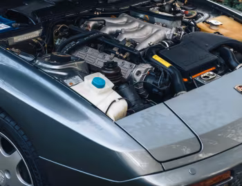 Bajo el capó Porsche 944 Turbo [France] '1985–91