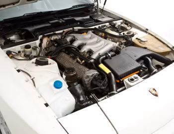 Bajo el capó Porsche 944 Turbo [UK-spec] '1985–91