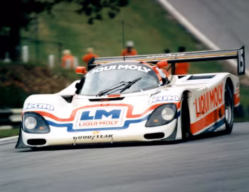 Porsche 962