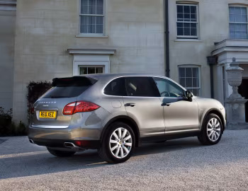 Porsche Cayenne Diesel [UK-spec] (958) '05.2010–08.2014