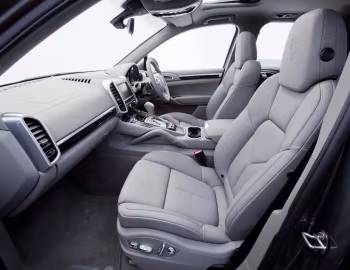Interior Porsche Cayenne Diesel [UK-spec] (958) '05.2010–08.2014