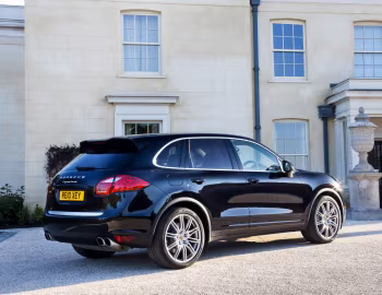 Porsche Cayenne Turbo [UK-spec] (958) '05.2010–08.2014