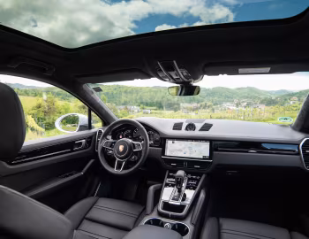 Интерьер Porsche Cayenne Coupé [Worldwide] '2019–23