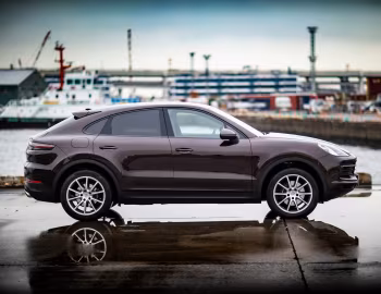 Porsche Cayenne Coupé [Japan] '2020–23