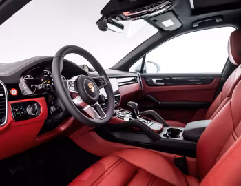 Interior Porsche Cayenne E-Hybrid [China] (PO536) '2018–23