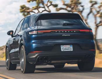 Porsche Cayenne E-Hybrid [Worldwide] '2023–pr.
