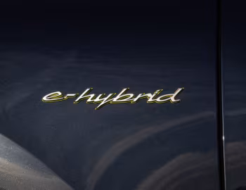 Porsche Cayenne E-Hybrid [Worldwide] '2023–pr.