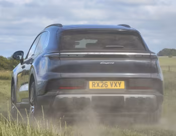 Porsche Cayenne Electric [UK-spec] '2026