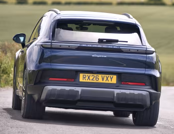 Porsche Cayenne Electric [UK-spec] '2026