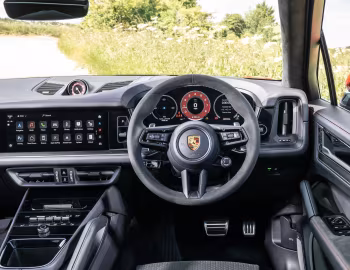 Panel frontal Porsche Cayenne GTS [UK-spec] '2024–pr.