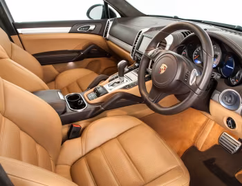 内饰 Porsche Cayenne GTS [UK-spec] (958) '07.2012–08.2014