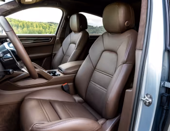 Интерьер Porsche Cayenne S Coupé [Worldwide] '2019–23