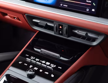 Interior Porsche Cayenne S E-Hybrid Coupé [Malaysia] '2024–pr.