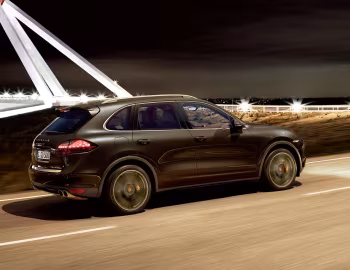 Porsche Cayenne Turbo [Worldwide] (958) '2010–14