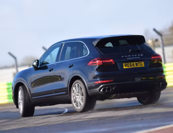 Porsche Cayenne Turbo [UK-spec] (958) '2014–17