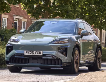 Porsche Cayenne Turbo Electric [UK-spec] '2026