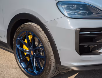 Porsche Cayenne Turbo GT [Middle East] '2024–pr.