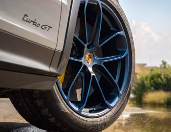 Porsche Cayenne Turbo GT [Middle East] '2024–pr.