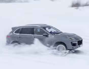 Porsche Cayenne Turbo S [Worldwide] (958) '2015–19