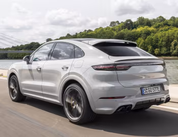 Porsche Cayenne Turbo S E-Hybrid Coupé [Worldwide] '2019–23
