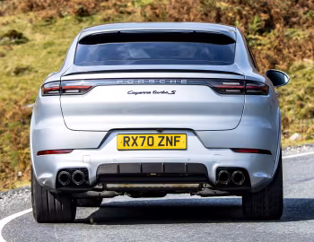 Porsche Cayenne Turbo S E-Hybrid Coupé [UK-spec] '2020–23