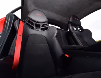Interior Porsche Cayman GT4 [UK-spec] (981С) '2015–16