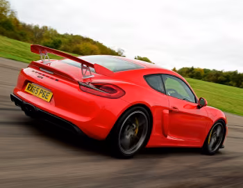 Porsche Cayman GT4 [UK-spec] (981С) '2015–16